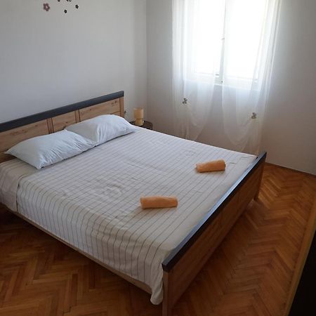 Vacation Home Ivan Kasic Exterior foto